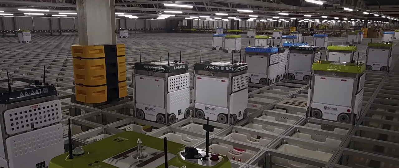 Supermercado con robots: empaque baja de 2 horas a 5 minutos