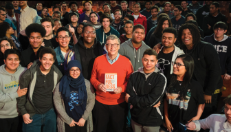 Este es el libro que Bill Gates está regalando a los graduados en EEUU