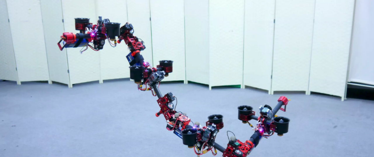 Científicos crean «dron dragón»: adapta —autónomamente— su forma en el aire