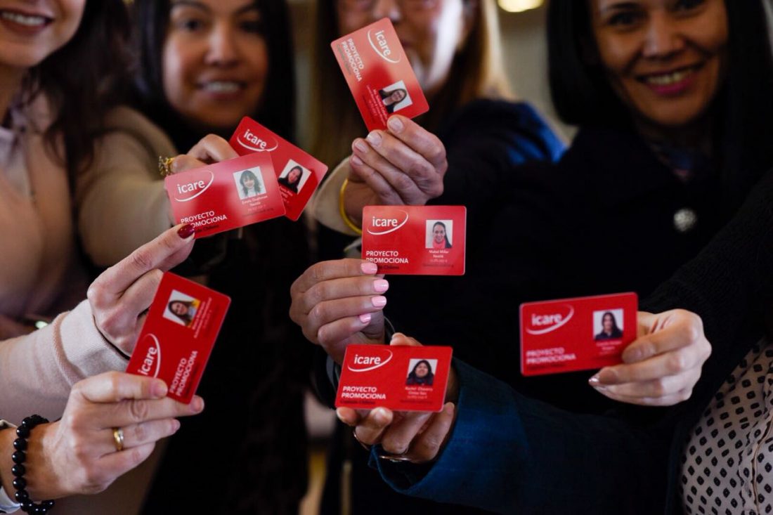Credenciales ICARE para alumnas del Programa Promociona